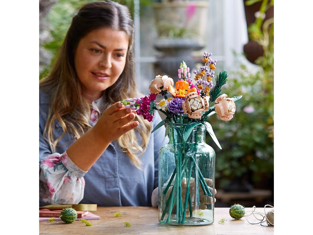 LEGO Bukiet Kwiatów 10280 - Kreatywna dekoracja do domu - obrazek 6