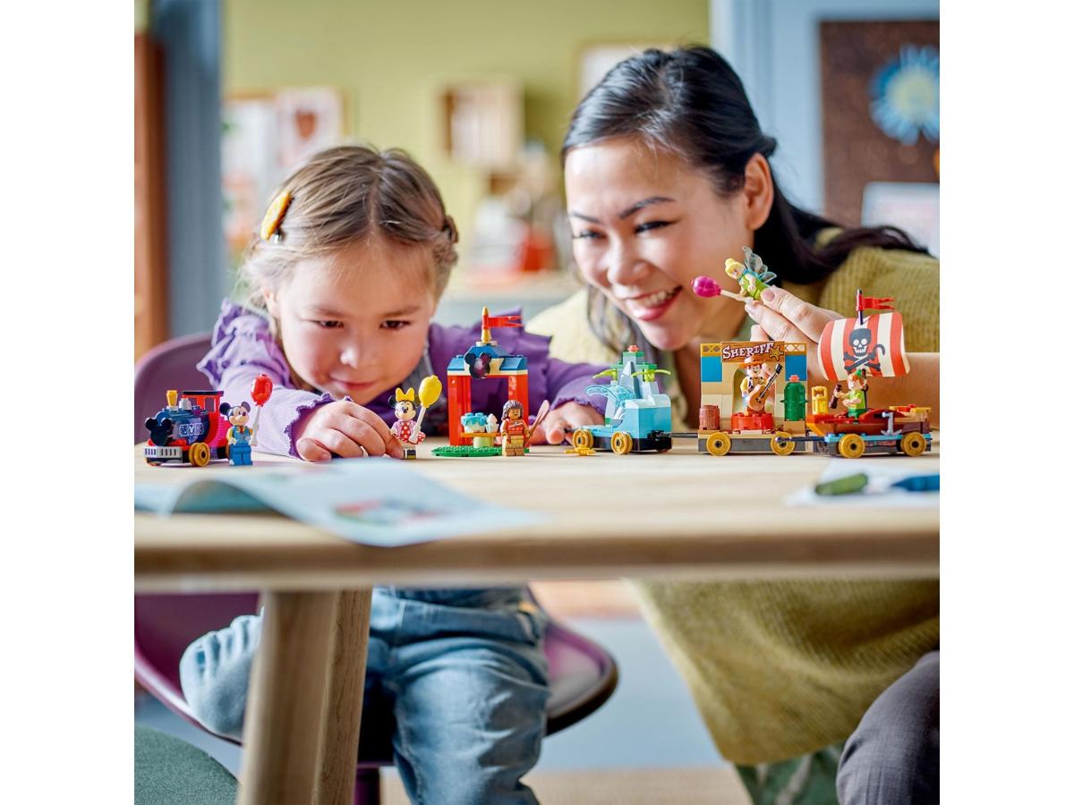 LEGO Disney 43212 - Pociąg pełen zabawy z postaciami Disney - obrazek 6