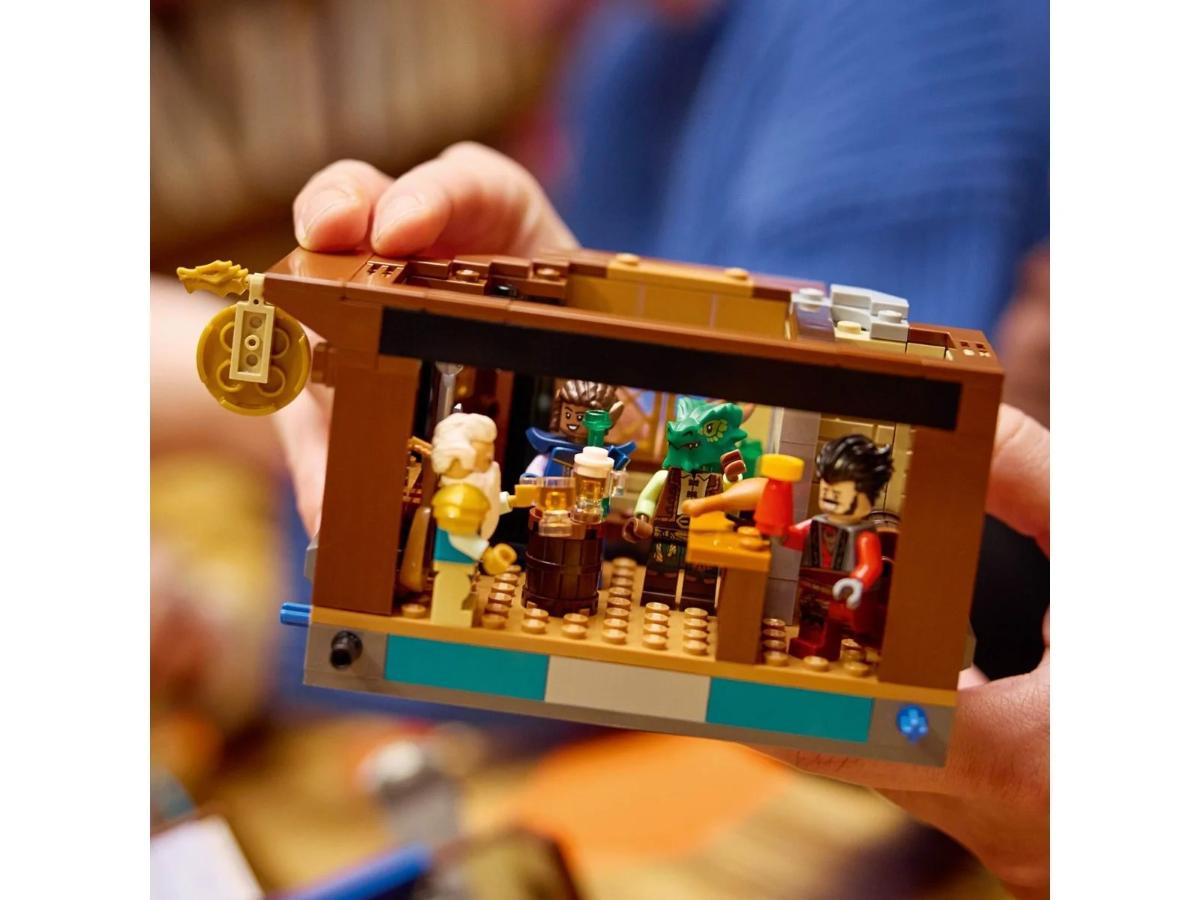 LEGO Dungeons & Dragons 21348 - Przygoda z czerwonym smokiem - obrazek 5