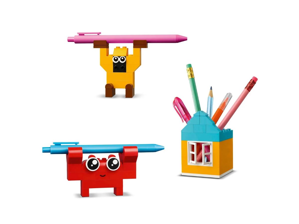 LEGO Classic 11042 - Kreatywna skrzynka szczęścia - obrazek 2