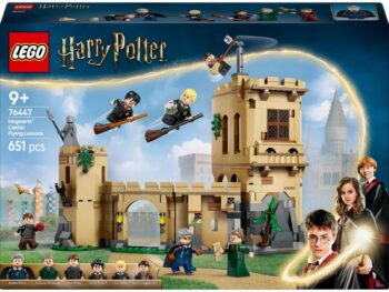 LEGO Zamek Hogwart - Lekcja latania na miotle