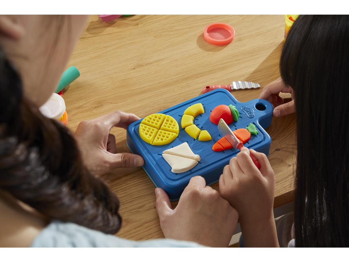 Play-Doh Little Chef Starter Set - Kreatywny zestaw do gotowania - obrazek 6