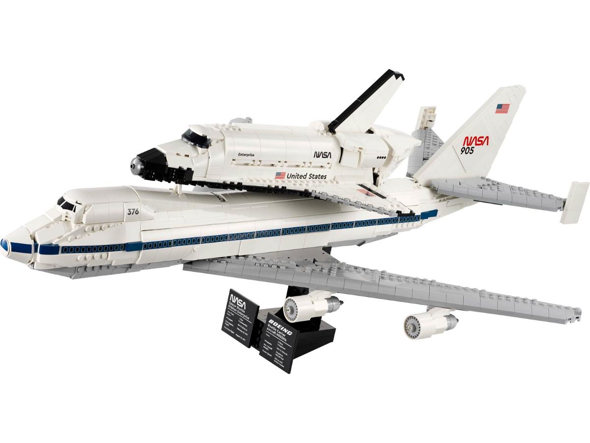 LEGO Icons 10360 Nosiciel wahadłowców - Model Boeinga i promu NASA - obrazek 6