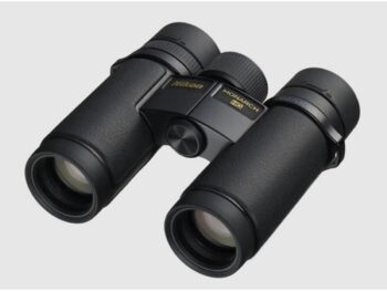 Nikon MONARCH HG 8X30 - Wodoodporna lornetka o wysokiej jakości
